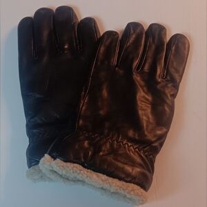 Men's Grandoe Faux White Trim Shearling Black Leather Gloves, Medium.